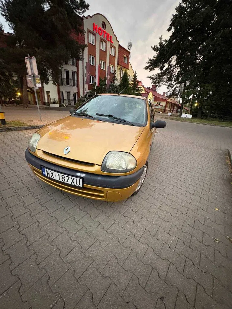 Zdjęcie: 2000 Renault Clio