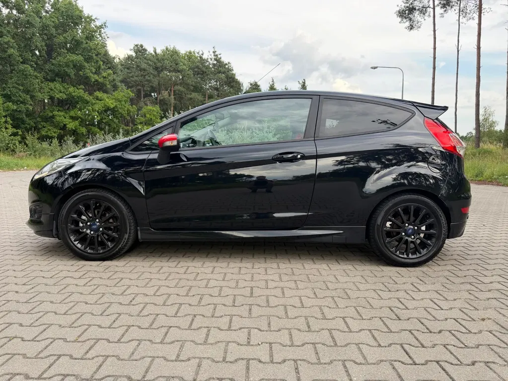 Zdjęcie: 2015 Ford Fiesta