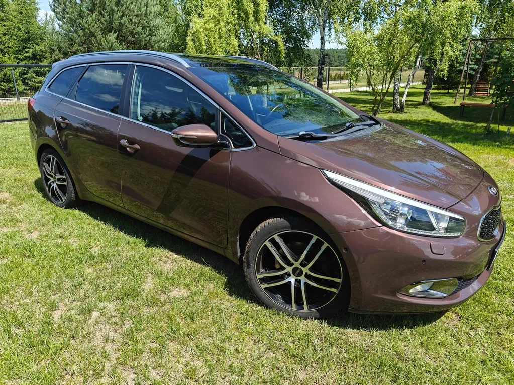 Zdjęcie: 2012 Kia Cee'd