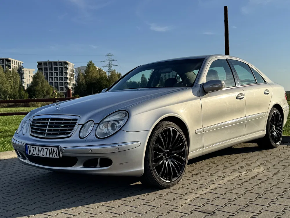 Zdjęcie: 2004 Mercedes-Benz E Klasa