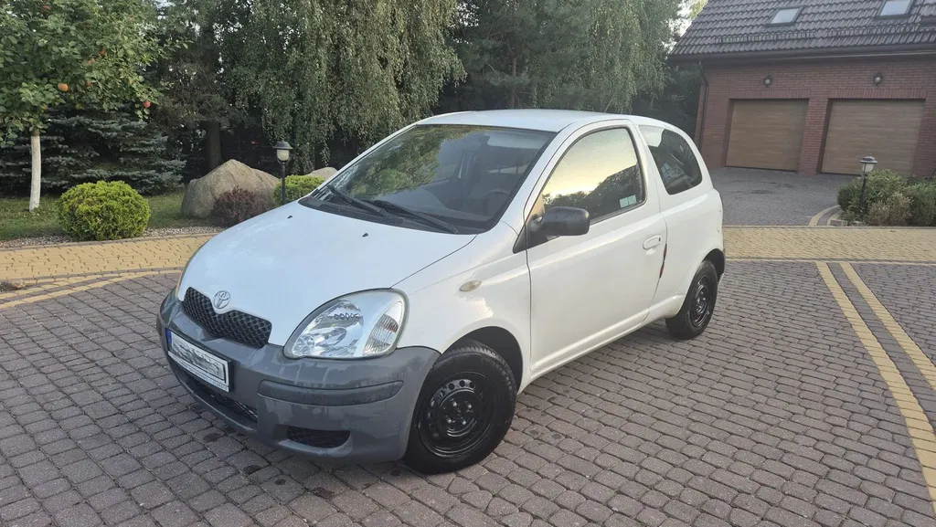 Zdjęcie: 2003 Toyota Yaris